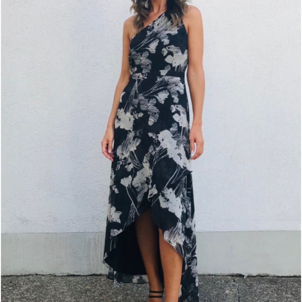 H BY HALSTON ONE SHOULDER HIGH / LOW DRESS